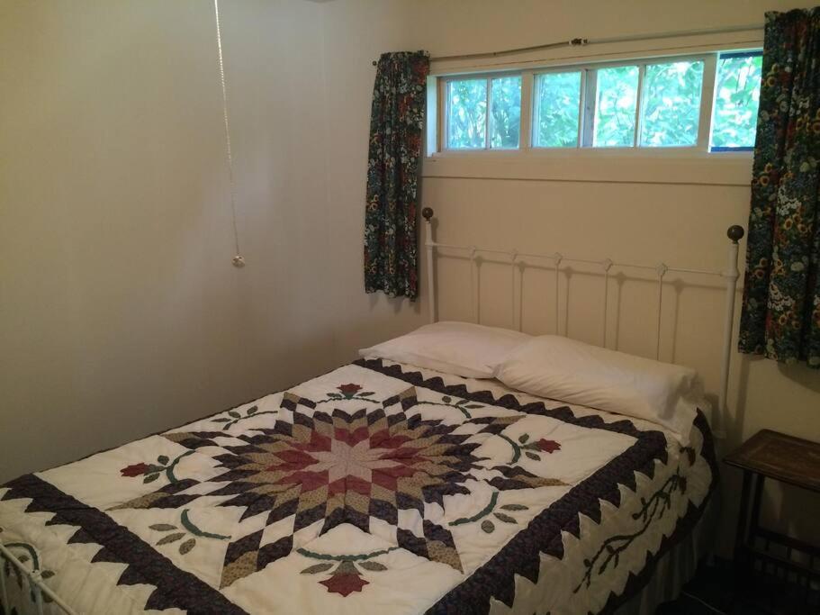Inn At The Isles Cottage Isle la Motte Экстерьер фото